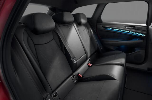 Volkswagen ID ID.7 Limited Edition Plus 59 kWh accu, 204 PK · Achteruitrijcamera · Draadloze telefoonlader ·