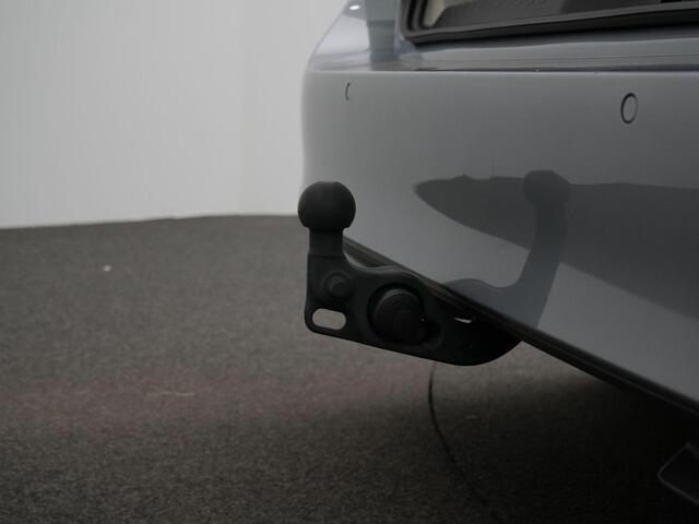 Volkswagen ID. Buzz Pro 77kWh 204 pk | Trekhaak | Geheugen-/massagestoelen | Elektrische schuifdeuren | Leder/alcantara | Navigatie Discover Pro