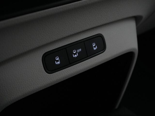 Volkswagen ID. Buzz Pro 77kWh 204 pk | Trekhaak | Geheugen-/massagestoelen | Elektrische schuifdeuren | Leder/alcantara | Navigatie Discover Pro