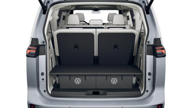Volkswagen ID. Buzz Pro Bulli Limited 286pk 86 kWh LWB | 7-zits | Trekhaak | AssistancePlus pakket | ComfortPlus pakket | Design pakket | Open & Close pakket