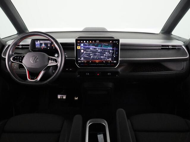 Volkswagen ID. Buzz GTX 86 kWh LWB 7p. 340 pk | Verlengde garantie | Navigatie | Trekhaak (wegklapbaar) | Parkeersensoren (Park assist) | Achteruitrijcamera | Stoelverwarming v/a |