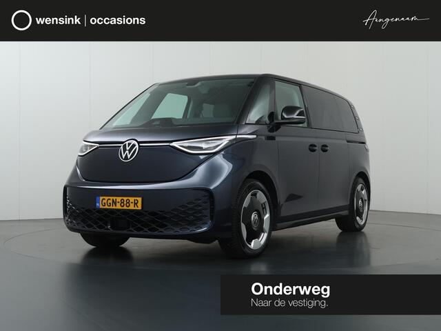 Volkswagen ID. Buzz Pro Advantage 77 kWh | SOH 96% | Elektrisch verstelbare Comfortstoelen | Navigatie | Camera | DAB | Stoelverwarming | DAB | Apple CarPlay/Android Auto | Elektrische schuifdeuren | Trekhaak | 5 Persoons | Ele. kofferdeksel |