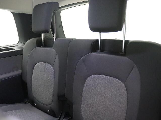 Volkswagen ID. Buzz Pro 86 kWh LWB 7p. 286PK Aut. SOH 97,75%, Achteruitrijcamera, Alarm, Keyless, Elektr. Achterklep, Adaptieve Cruise Control, 19" LM Velgen, Navi via Apple Carplay/Android Auto