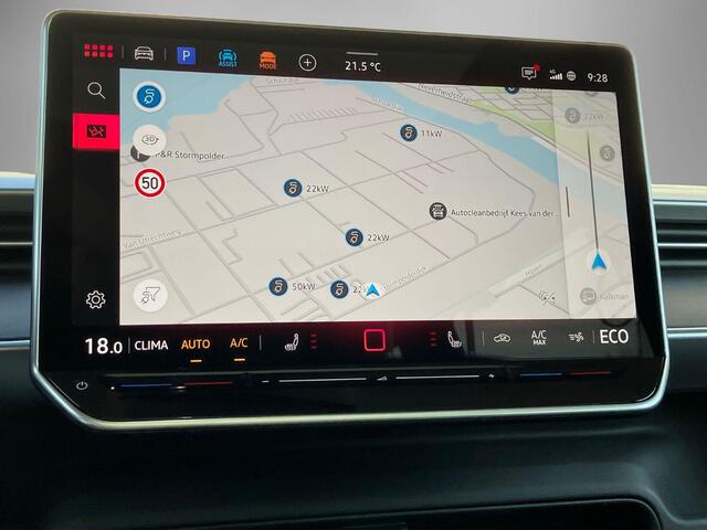 Volkswagen ID. Buzz Pro Bulli 86 kWh LWB 210kW/286PK · Panoramadak · Camera + Parkeersensoren · Apple/Android Car Play · Garantie t/m 01-11-2027