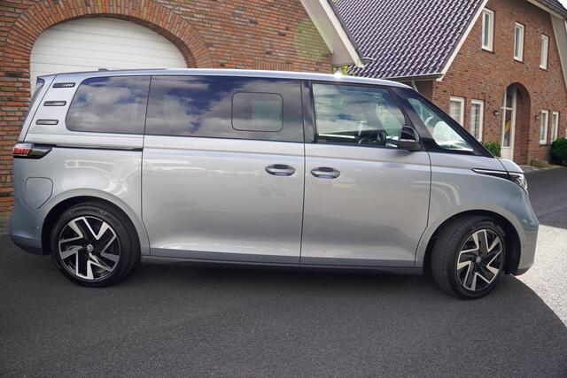 Volkswagen ID. Buzz Pro 86 kWh 286pk Lang 7.persoons Massage stoelen | Panorama dak | Wegklapbare trekhaak