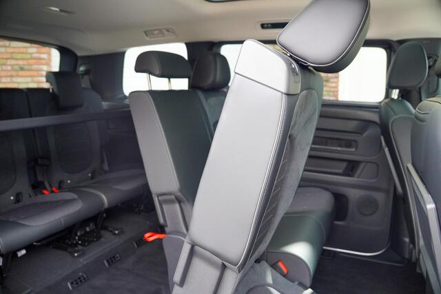 Volkswagen ID. Buzz Pro 86 kWh 286pk Lang 7.persoons Massage stoelen | Panorama dak | Wegklapbare trekhaak