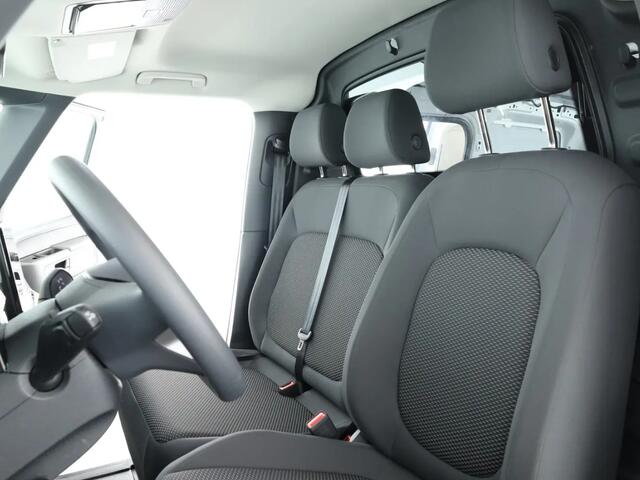 Volkswagen ID. Buzz Cargo 77 kWh 204pk Trekhaak 3zits LED Cruise control Navigatie/ Apple Carplay Achterklep