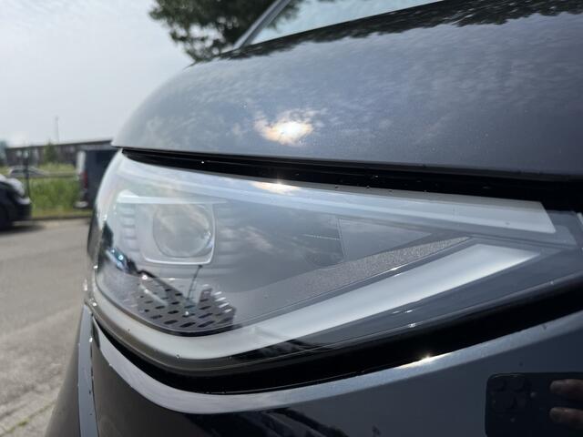 Volkswagen ID. Buzz Cargo Bulli edition 79 kWh 286 PK | Trekhaak | 3 Zits | App Connect | Camera