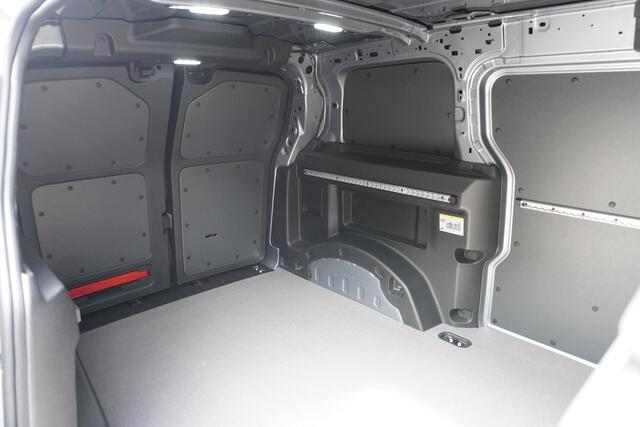 Volkswagen ID. Buzz Cargo ID. Buzz Cargo 340 pk 4-Motion ID. Buzz Cargo 340 pk 4-Motion, Bulli, Achteruitrijcamera, Comfortstoelen met armleuning, Navigatie, Achterdeuren zonder ruit