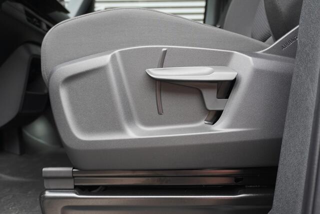 Volkswagen ID. Buzz Cargo ID. Buzz Cargo 340 pk 4-Motion, Bulli Edition, Achteruitrijcamera, Bijrijdersstoel, Navigatie, Achterdeuren zonder ruit, Trekhaak