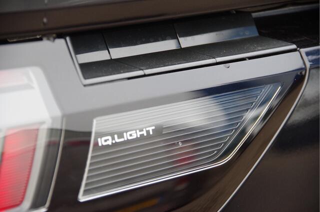 Volkswagen ID. Buzz Cargo 77 kWh 204PK, 3-ZITS, LED, ADAPT. CRUISE, CAMERA, STOELVERWARMING, STUURVERWARMING, CARPLAY, ELEKTR. ACHTERKLEP, PARKEERSENSOREN