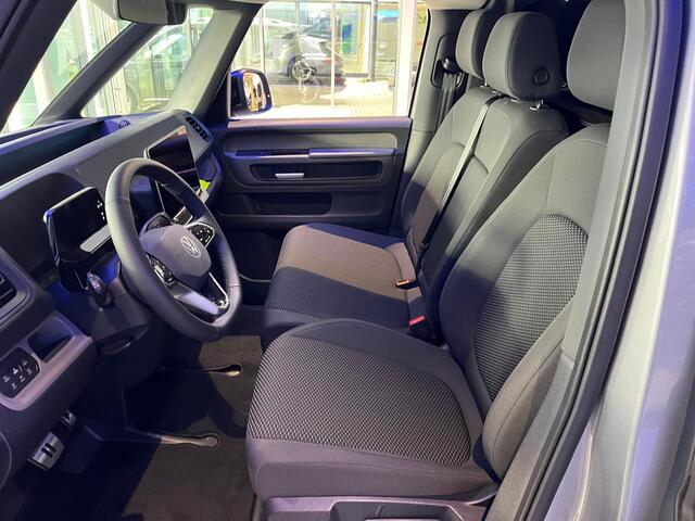 Volkswagen ID. Buzz Cargo Bedrijfswagens Anniversary Edition 4M 340 pk 250 kW elektromotor | 4 Motion | Achteruitrijcamera (Rear View) inclusief 360 graden camera (Area View) | Assistance Pakket Plus | Digitale radio-ontvangst (DAB+) | Navigatie 'Discover Pro' | Anniversary Editio