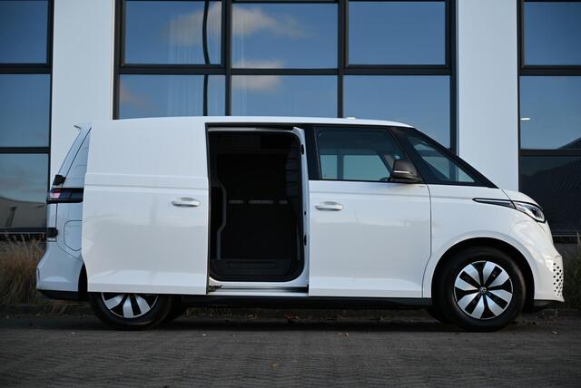 Volkswagen ID. Buzz Cargo 79 kWh White Edition 286pk 454 km ¤ 459 P.M