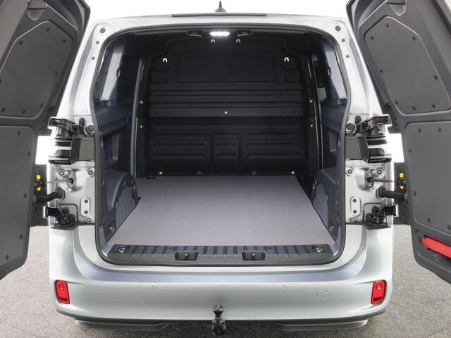 Volkswagen ID. Buzz Cargo Bulli Edition 286 pk | Trekhaak | Carplay | Rondomzicht Camera | IQ Light
