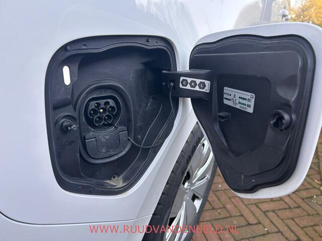 Volkswagen ID. Buzz Cargo 77kWh 3-ZITS / TREKHAAK / LED / CARPLAY