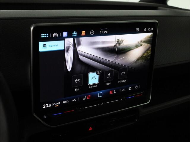 Volkswagen ID. Buzz Cargo Bulli Edition 286 pk Trekhaak | 360 Camera | Stoelverwarming | Led | Bijrijdersbank | Apple carplay/Android auto | Achterklep | Voorruitverwarming