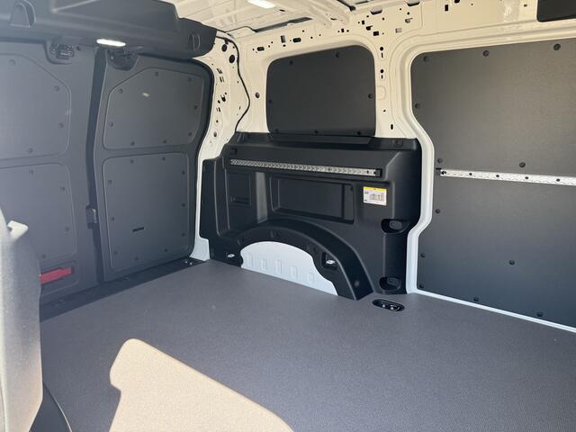 Volkswagen ID. Buzz Cargo Bulli edition 79 kWh 4MOTION 340PK | 360 camera | Led Matrix | achterdeuren | trekhaak