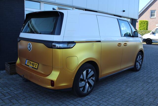 Volkswagen ID. Buzz Cargo 150KW -- 77 kWh acccu WLTP 418KM ? SoH 99,4% ? 3-zits ? navigatie ? lm velgen