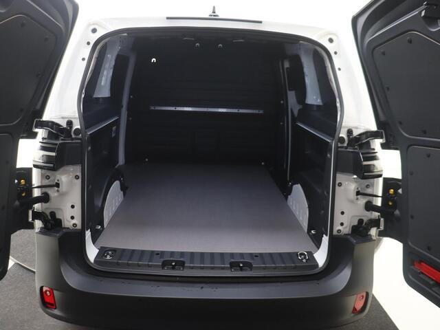 Volkswagen ID. Buzz Cargo Bedrijfswagens Economy Business Limited Edition 210 kW (286 pk) | Voorstoelen verwarmbaar | 360 graden camera | Trekhaak | Assistance pakket plus |