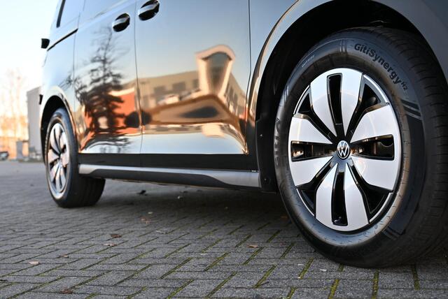 Volkswagen ID. Buzz Cargo 79 kWh Black Edition 286pk GROOTSTE ACCUPAKKET 454 km | ¤ 579 p.m.