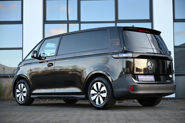 Volkswagen ID. Buzz Cargo 79 kWh Black Edition 286pk GROOTSTE ACCUPAKKET 454 km | ¤ 579 p.m.