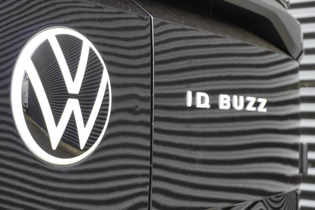 Volkswagen ID. Buzz Cargo 77 kWh LED Apple Carplay Camera Parkeersensoren ACC Cruise control 2-Zits Achterdeuren