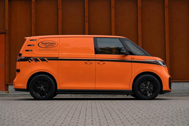 Volkswagen ID. Buzz Cargo 79 kWh 286pk Lava Orange Edition 454 km WLTP LONG RANGE ¤499,= PM