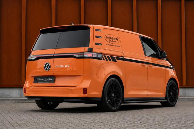 Volkswagen ID. Buzz Cargo 79 kWh 286pk Lava Orange Edition 454 km WLTP LONG RANGE ¤499,= PM