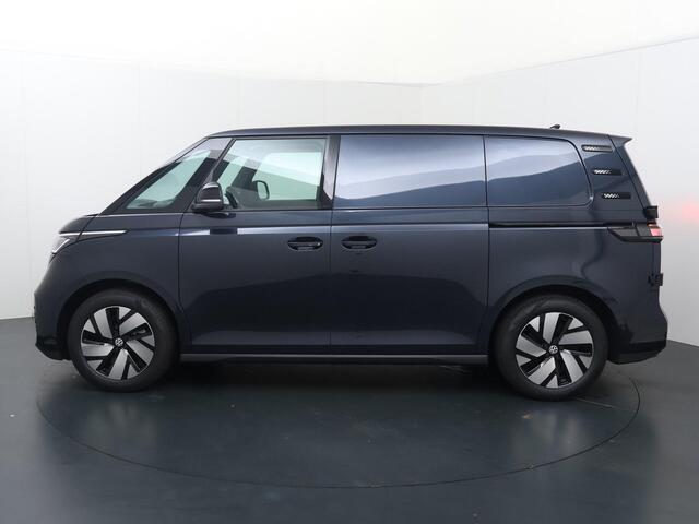 Volkswagen ID. Buzz Cargo Bedrijfswagens Bulli Edition Elektromotor 210 kW (286 pk) 2988 mm | Alarm klasse 3 | Climate control | 19 inch 'Tilburg' velgen | 360° camera | Stuurwiel verwarmd | Trekhaak elektrisch | Multimedia pakket plus | Parkeer pakket | Assistentiepakket | LED pakket | Zijwandbekleding | Schuifdeur links + rechts |