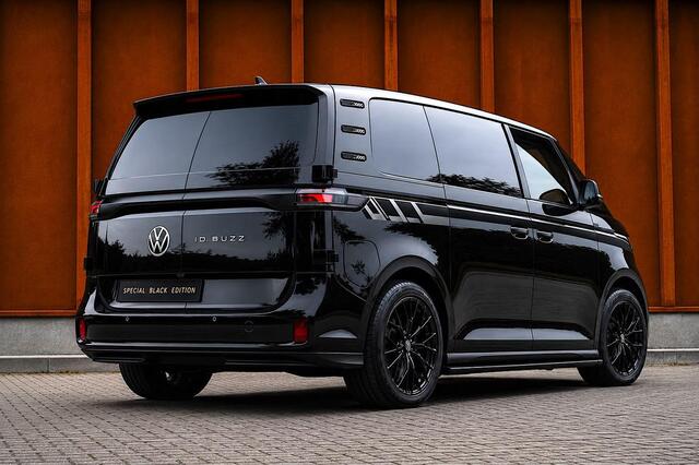 Volkswagen ID. Buzz Cargo 79 kWh Black Edition 286pk| Long Range 454 km | 2x schuifdeur | € 559,= pm