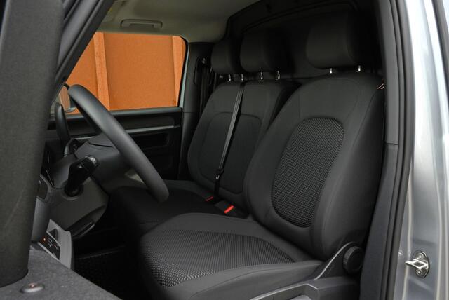Volkswagen ID. Buzz Cargo 79 kWh Black Edition 286pk| Long Range 454 km | 2x schuifdeur | € 559,= pm
