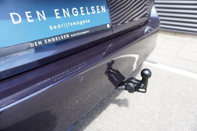 Volkswagen ID. Buzz Cargo ID. Buzz Cargo 340 pk 4-Motion, Bulli Limited Edition, Achteruitrijcamera, Comfortstoelen met armleuning, Navigatie, Achterdeuren zonder ruit, Trekhaak, Warmtepomp