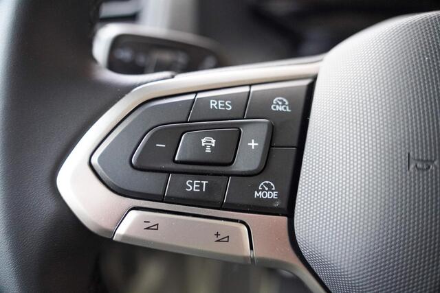 Volkswagen ID. Buzz Cargo 79 kWh 286PK L1H1 A-Deuren Side Assist ACC Travel Assist
