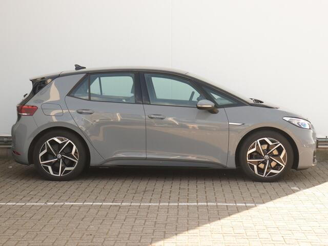 Volkswagen ID.3 ID.3 Pure 45 kWh | Warmtepomp | Navigatie | Parkeersensoren | App-Connect | Sfeerverlichting