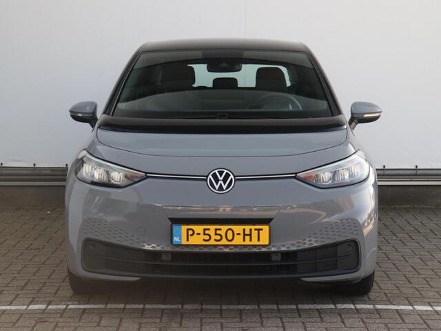 Volkswagen ID.3 ID.3 Pure 45 kWh | Warmtepomp | Navigatie | Parkeersensoren | App-Connect | Sfeerverlichting