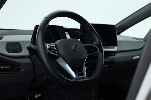 Volkswagen ID.3 First Plus 58 kWh | Navi | IQ. Light | Stoel- Stuurverw. | Adapt. Cruise | Camera