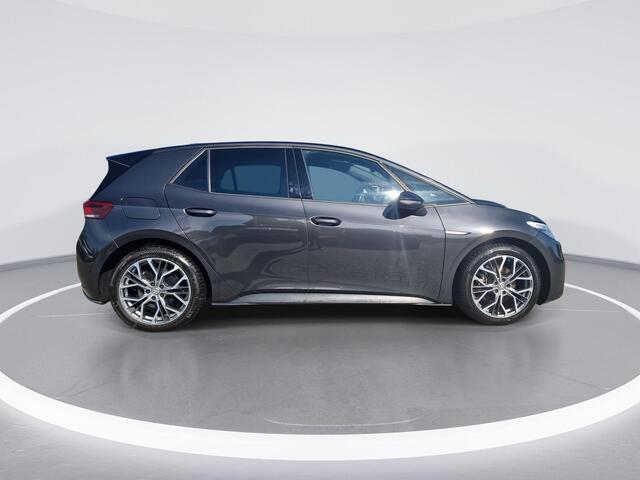 Volkswagen ID.3 Life 204pk DSG 58 kWh · Apple Car Play · Navigatie · 19 inch · Stoel & Stuurwiel verwarmd · DAB · Adaptive Cruise Control ·