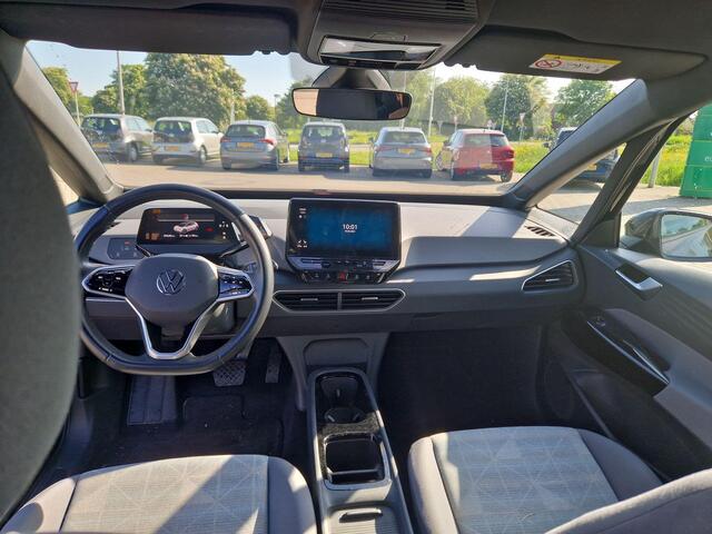 Volkswagen ID.3 Life 204pk DSG 58 kWh · Apple Car Play · Navigatie · 19 inch · Stoel & Stuurwiel verwarmd · DAB · Adaptive Cruise Control ·
