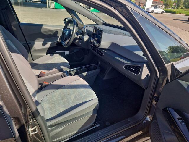 Volkswagen ID.3 Life 204pk DSG 58 kWh · Apple Car Play · Navigatie · 19 inch · Stoel & Stuurwiel verwarmd · DAB · Adaptive Cruise Control ·