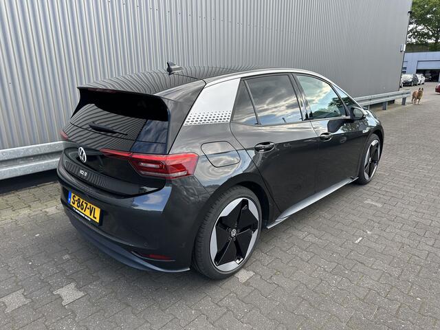 Volkswagen ID.3 First 58 kWh Clima, Navi, HUD, IQ Drive --Inruil Mogelijk--