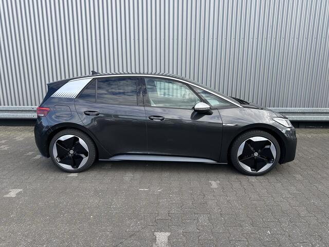 Volkswagen ID.3 First 58 kWh Clima, Navi, HUD, IQ Drive --Inruil Mogelijk--