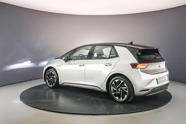 Volkswagen ID.3 Pro 204pk Automaat Adaptive cruise control, Navigatie, Achteruitrijcamera, LED koplampen, Stuurwiel verwarmd, Parkeersensoren, Stoelverwarming
