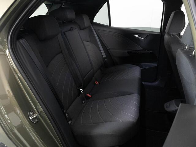 Volkswagen ID.3 Pro Business 59 kWh 204 pk | Steunhaak | Achteruitrijcamera | Stoel & Stuurverwarming |