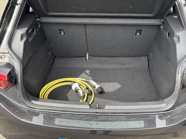Volkswagen ID.3 Pro 58 kWh NAVI | NETTE AUTO | RIJKLAARPRIJS INCL. 12 MND. BOVAGGARANTIE
