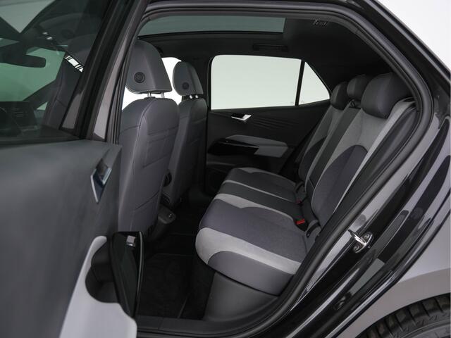 Volkswagen ID.3 First Max 58 kWh [ 3-Fase ] (INCL-BTW) *PANO | HEAD-UP | ADAPTIVE-CRUISE | FULL-LED | CAMERA | KEYLESS | AMBIENT-LIGHT | NAVI-FULLMAP | DAB+ | ECC | PDC | SPORT-SEATS | VIRTUAL-COCKPIT | 20"ALU*