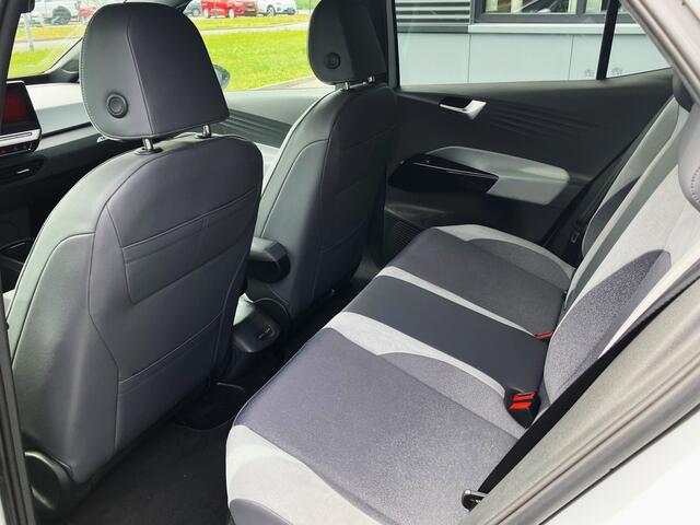 Volkswagen ID.3 First Max 58 kWh PANO HUD IQ LED TILHAAK