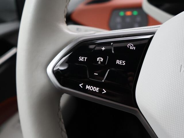 Volkswagen ID.3 First Plus 58 kWh | 204 PK | SoH 88% | Adpative cruise control | Matrix LED koplampen | Apple Carplay/Android Auto |