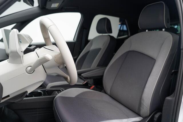 Volkswagen ID.3 First Plus 58 kWh |204PK|Carplay|Adaptive|Camera|