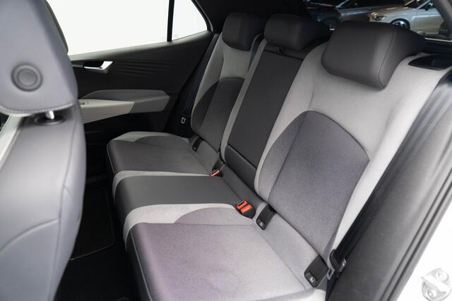 Volkswagen ID.3 First Plus 58 kWh |204PK|Carplay|Adaptive|Camera|