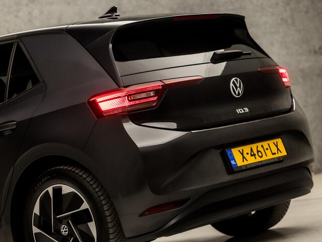 Volkswagen ID.3 Pro 58 kWh 204Pk (APPLE CARPLAY, GROOT NAVI, ALCANTARA, GETINT GLAS, STOELVERWARMING, SPORTSTOELEN, SFEERVERLICHTING, CAMERA, ADAPTIVE CRUISE, NIEUWSTAAT)
